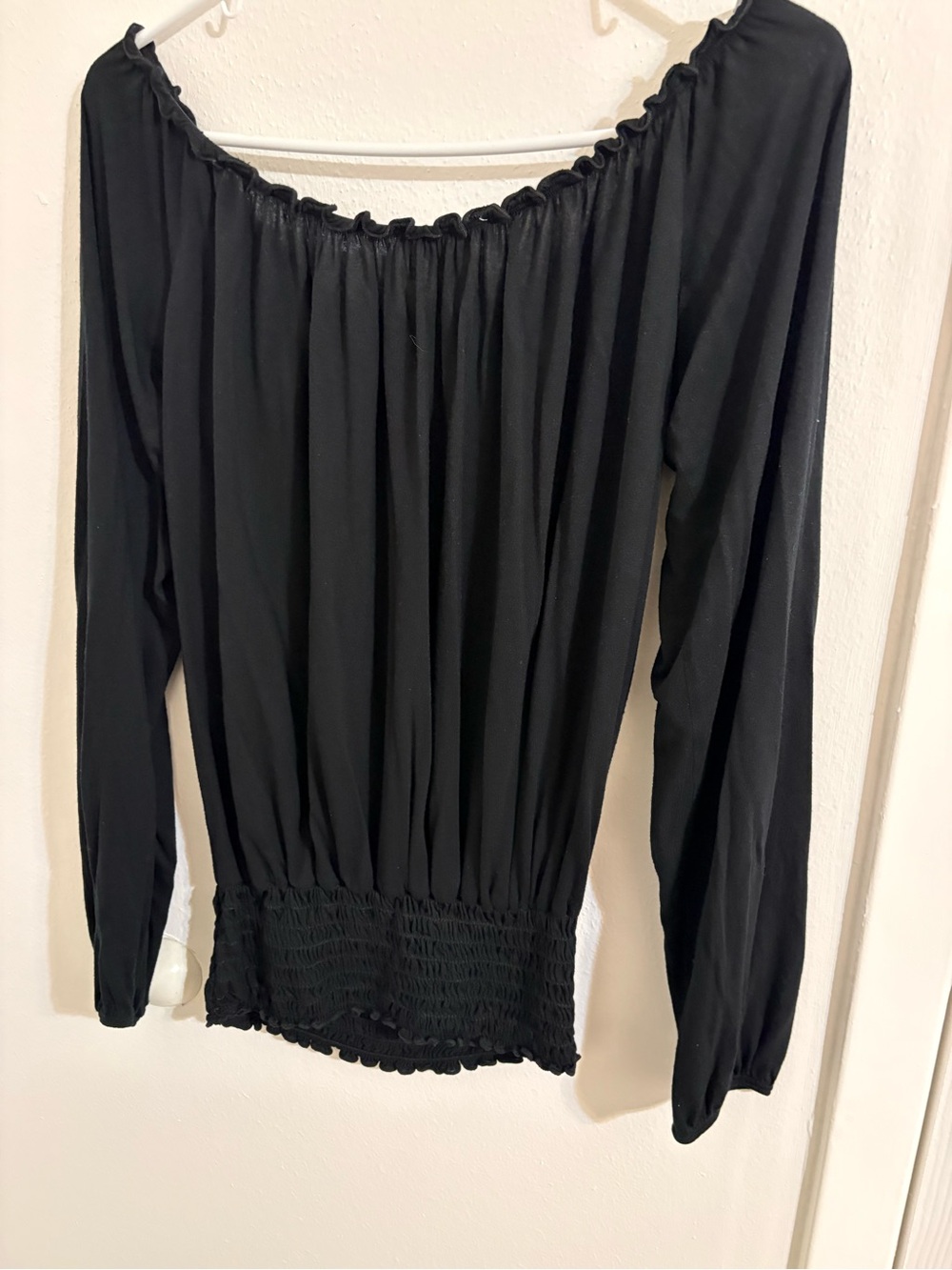 White House Black Market Black Smocked Waist long Sleeve Top. size XS